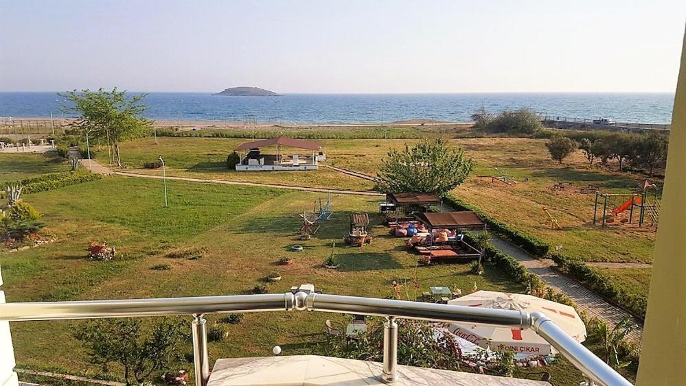 Linda Butik Otel Guemuelduer Izmir Bagian luar foto