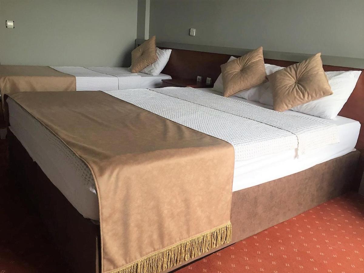 Linda Butik Otel Guemuelduer Izmir Bagian luar foto