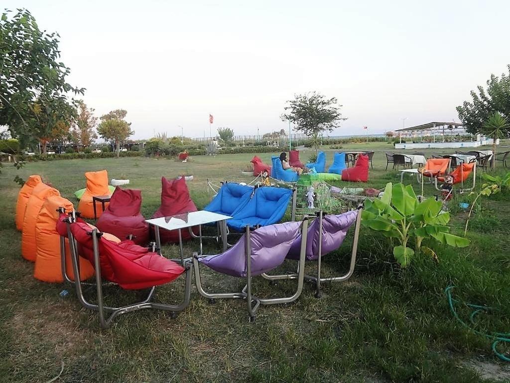 Linda Butik Otel Guemuelduer Izmir Bagian luar foto